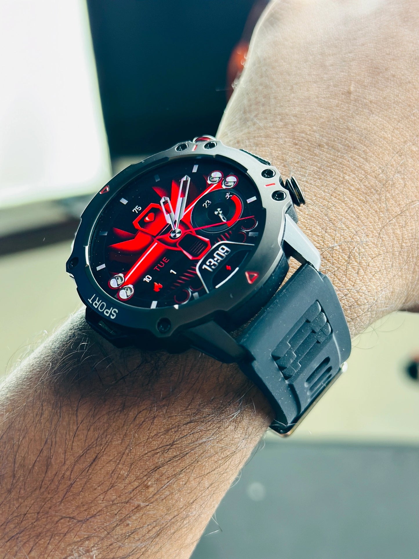 D-Screen Pro Smartwatch | Bluetooth Calls | 50 Sports Modes | 5-Day Battery
