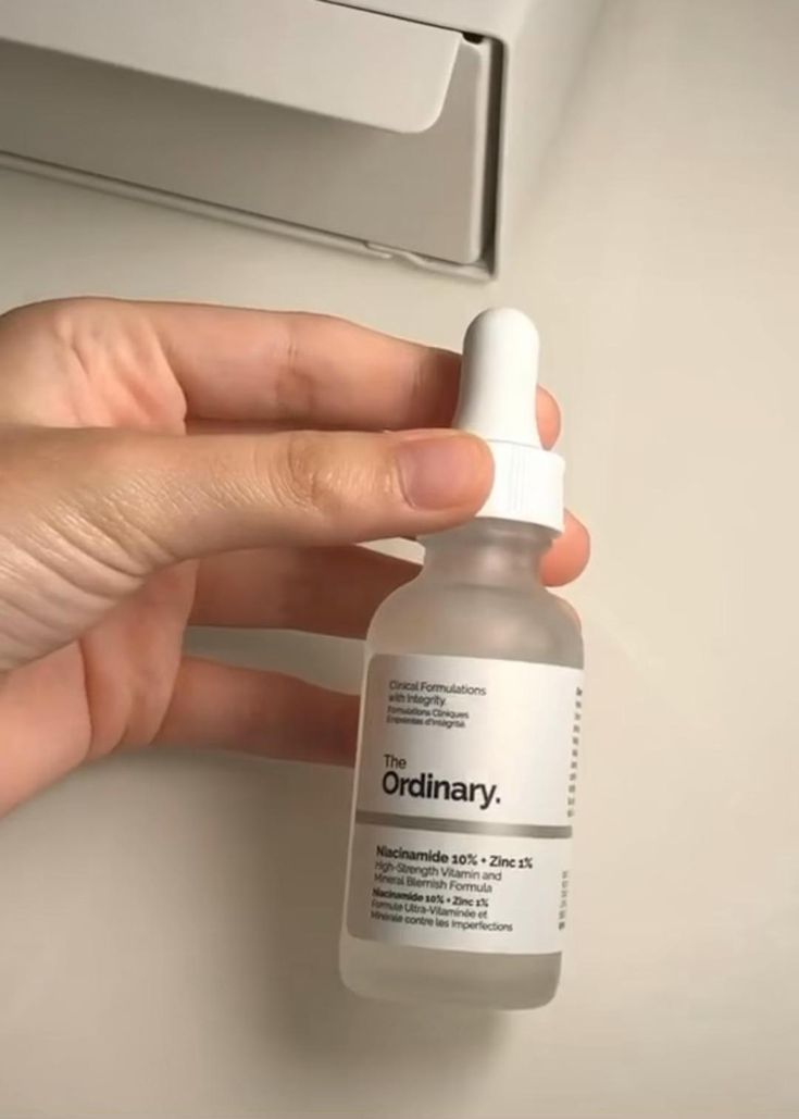 The Ordinary. Naicinimide 10% & Zinc 1%